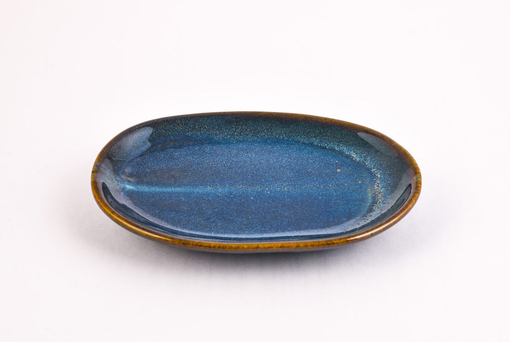 KAI Oval Platter detail
